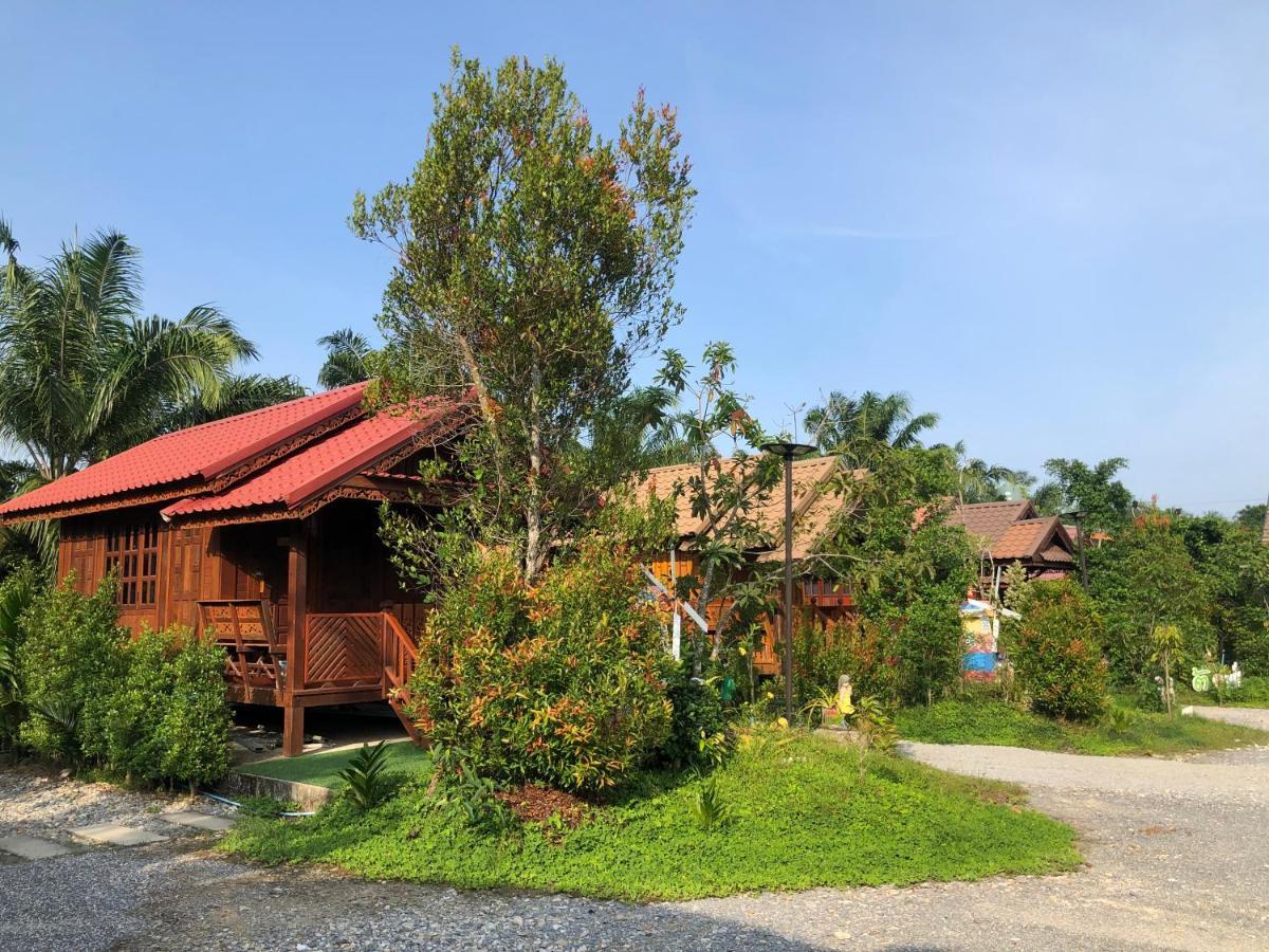 Kob Suk Resort K7 , K10 Sichon Eksteriør billede